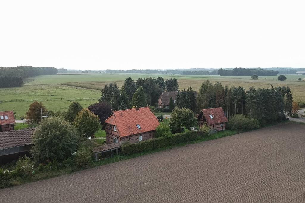 Fachwerk-Ferienhaus, Ruhe Auf Dem Land, Haustiere Willkommen, Leihfahrraeder, 24-7 Check In Kirchlinteln Экстерьер фото